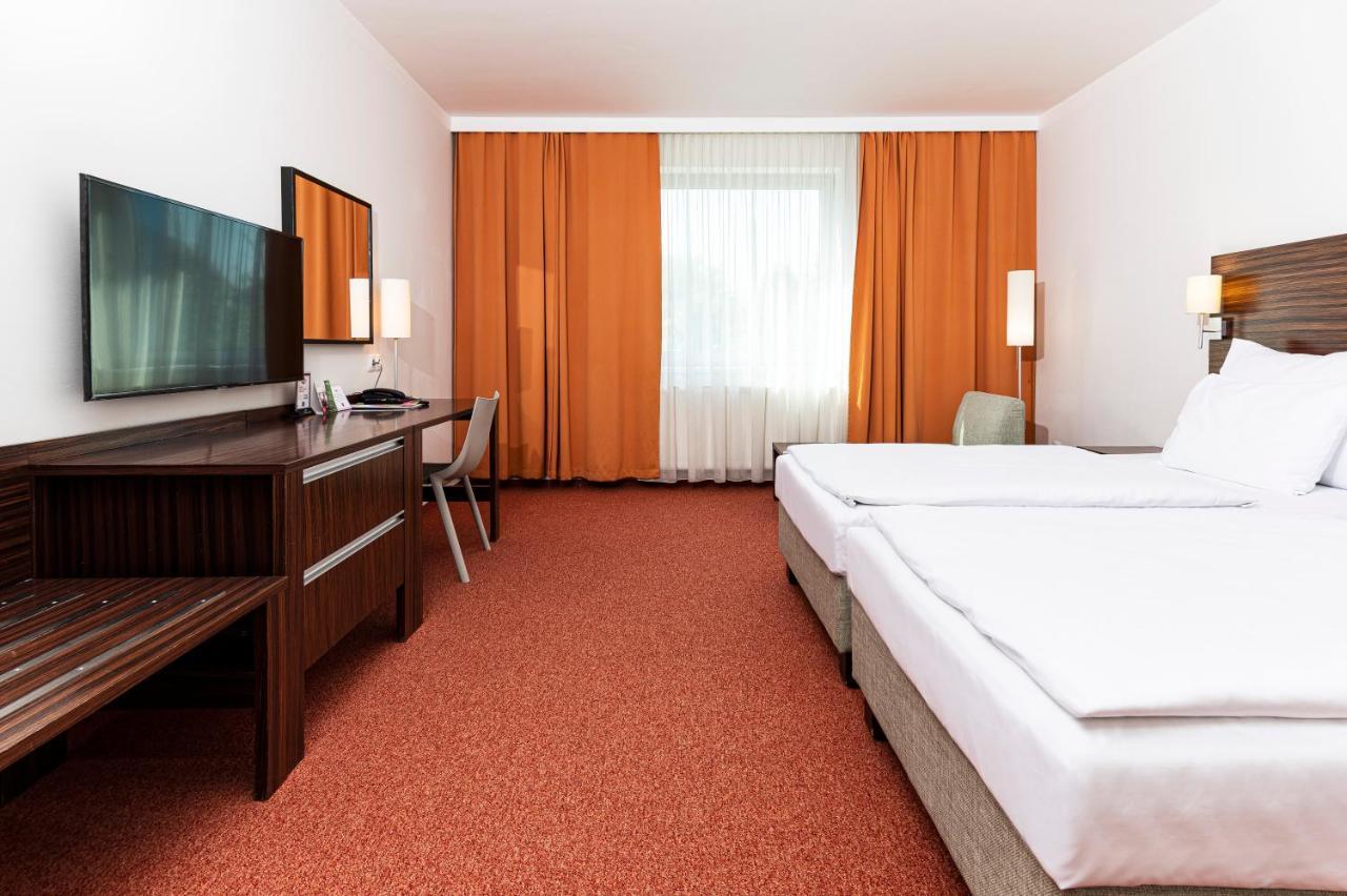 Hotel Euro Pardubice Eksteriør bilde