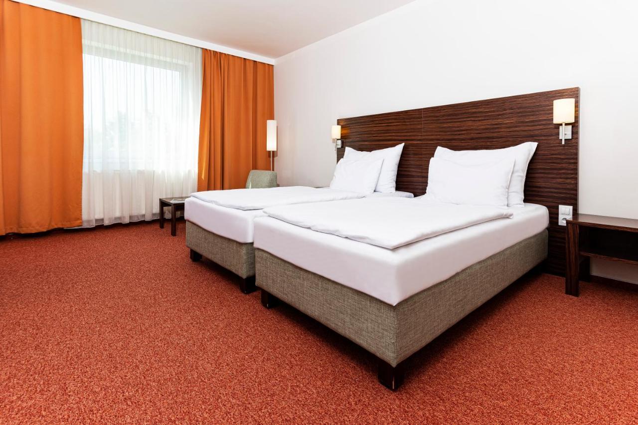 Hotel Euro Pardubice Eksteriør bilde