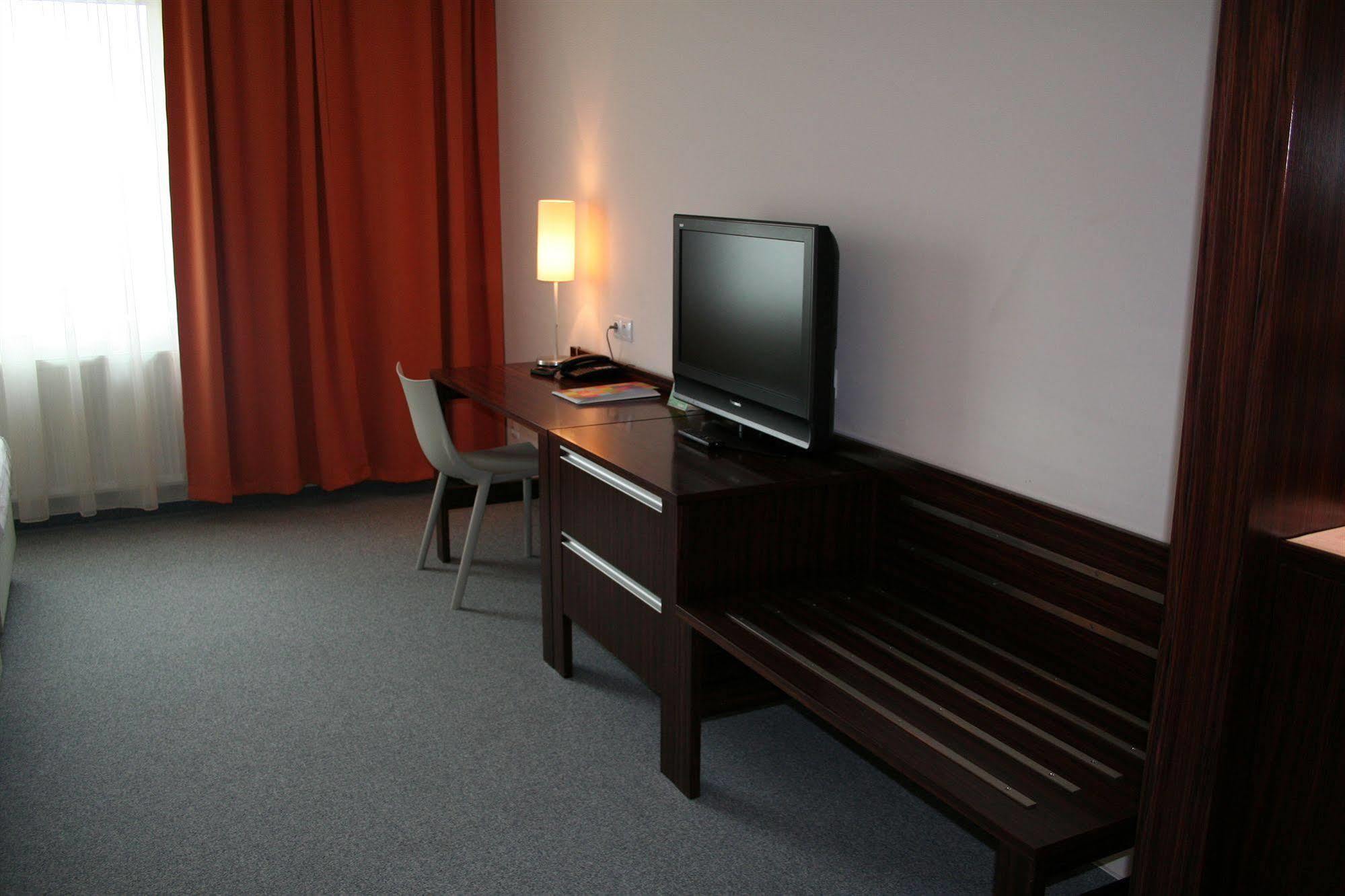 Hotel Euro Pardubice Eksteriør bilde